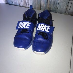 Nike Shoes blue size 7Y